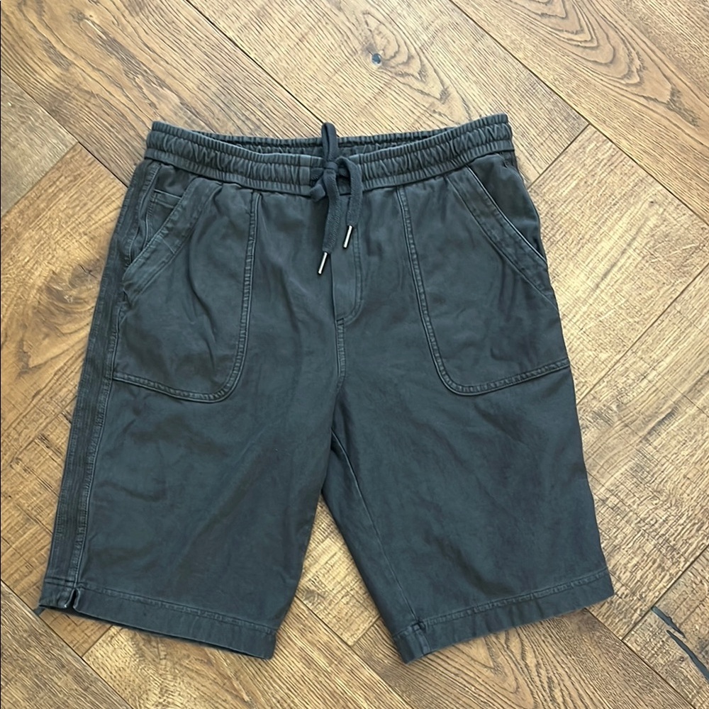 Athleta Farallon Bermuda shorts, 6 tall